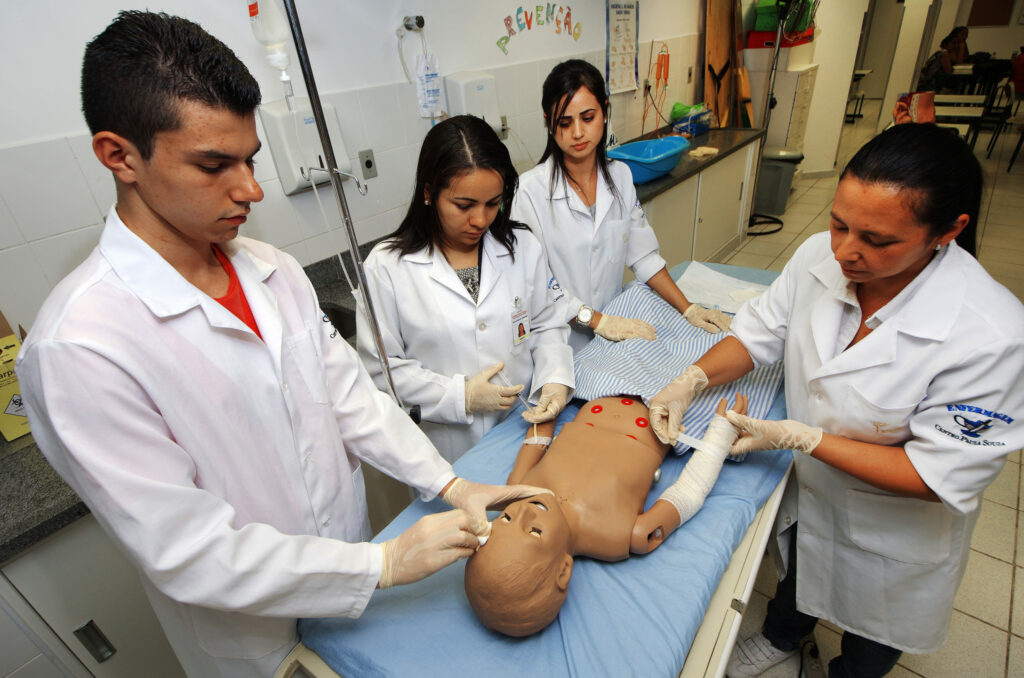 Etec-Pq-da-Juventude-Enfermagem-GGFD2739TRA-scaled